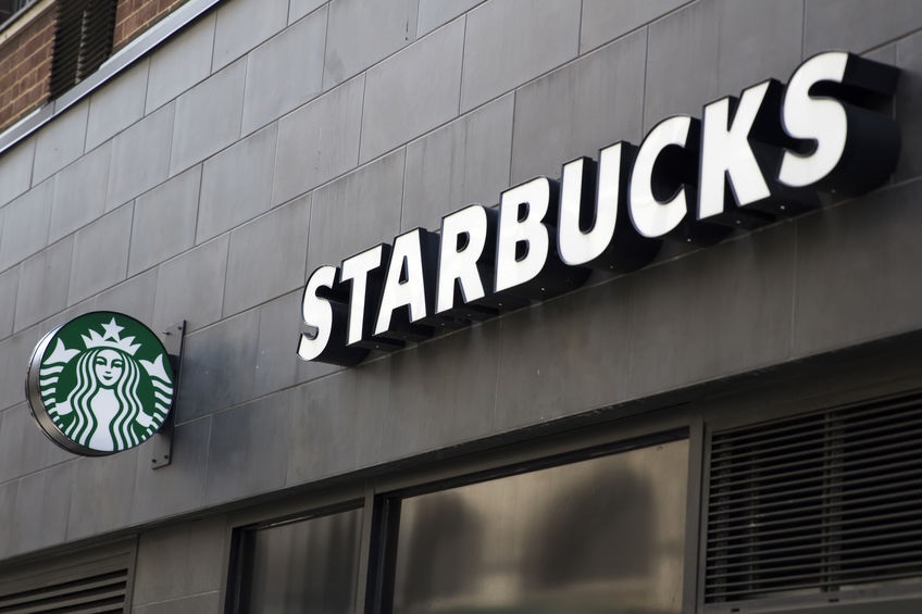 What Time Does Starbucks Open? ((2022 Guide)