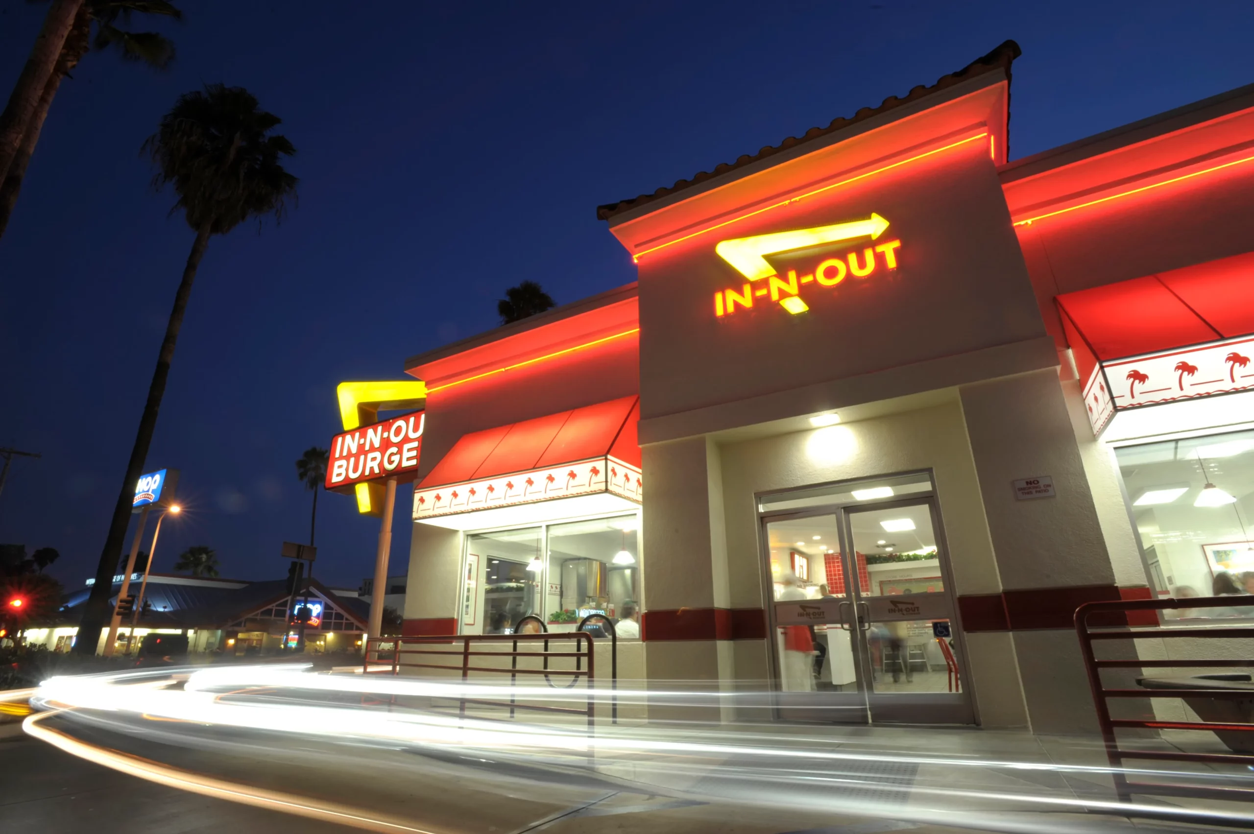 In-N-Out Hours