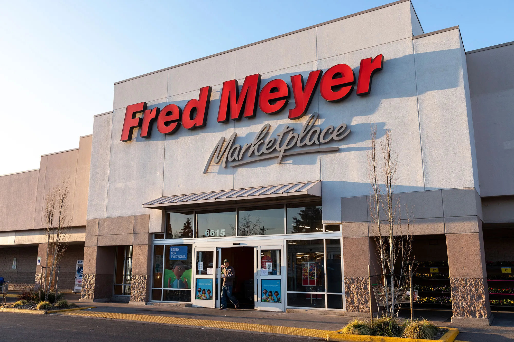 How to find Fred Meyer Hours