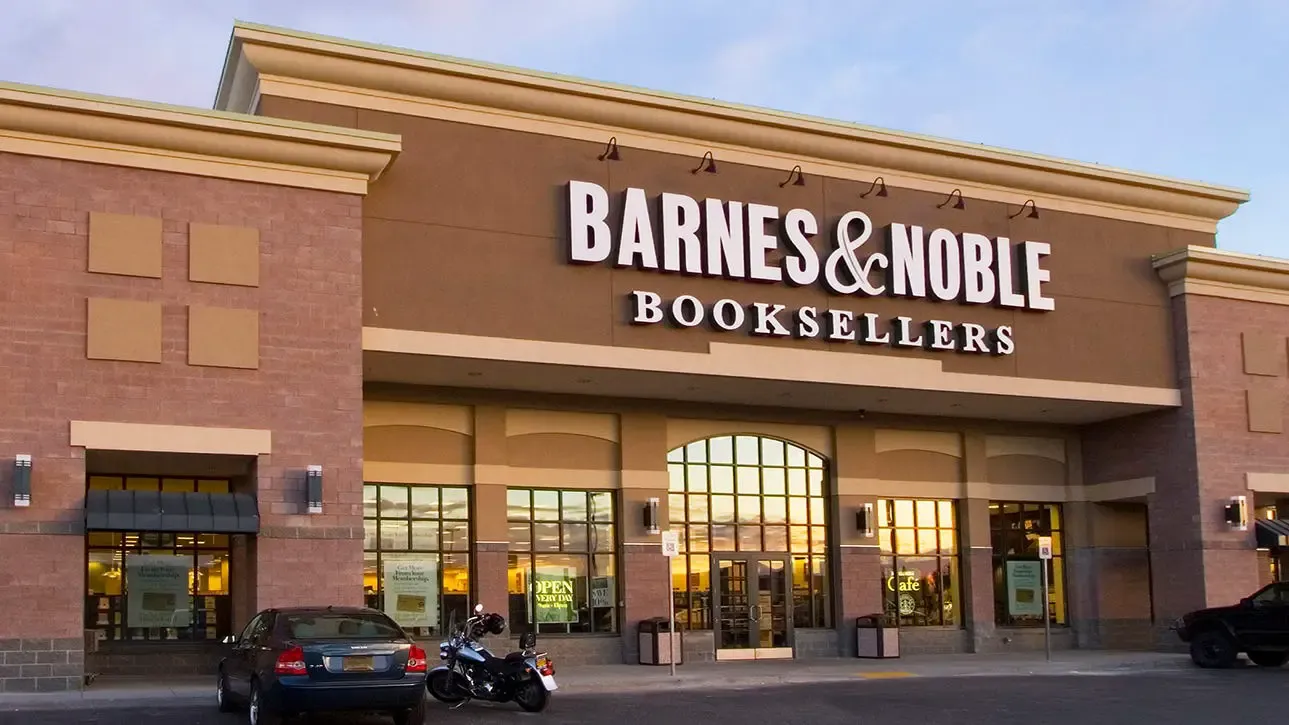 Barnes and Noble Hours