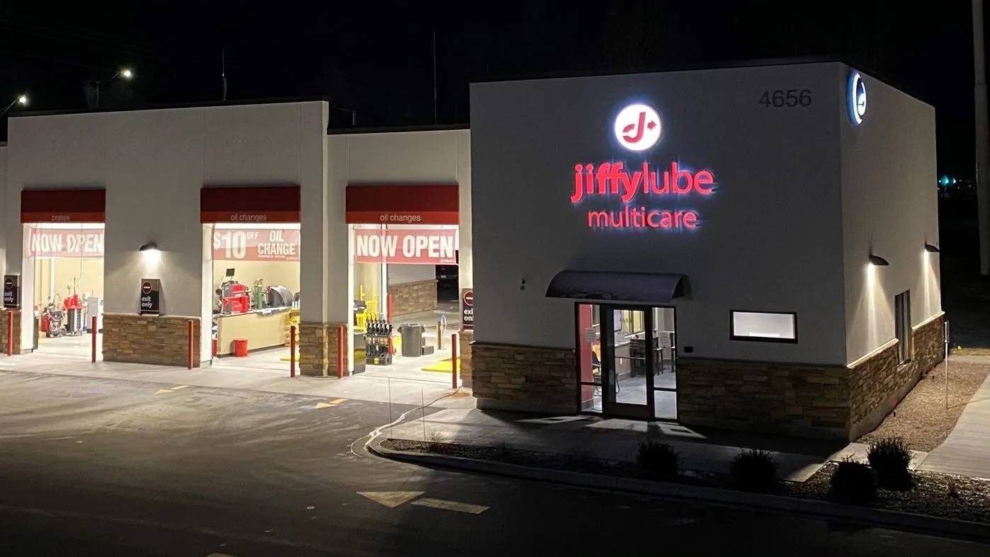 How to Find Jiffy Lube Hours for Holiday Season