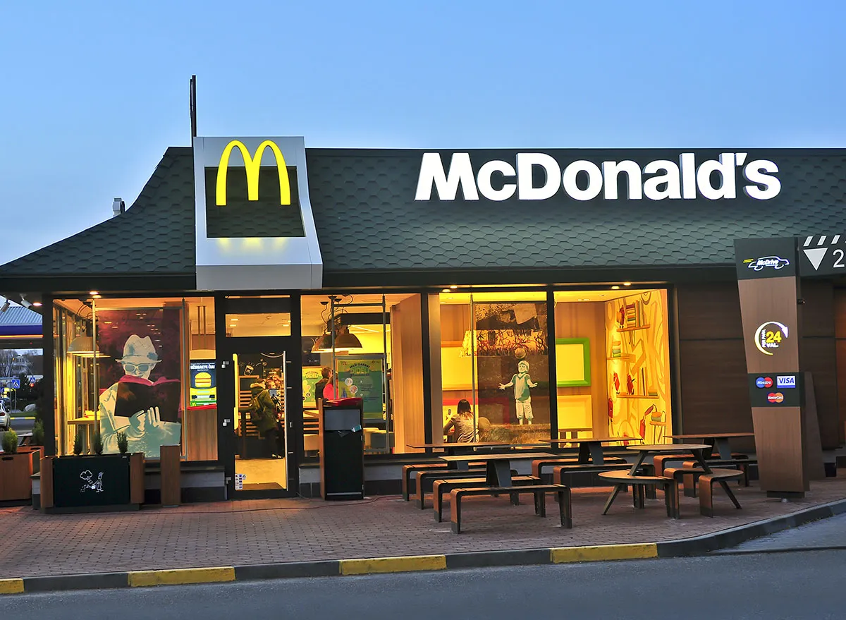 What Are the Busiest Times of Day at McDonald's?