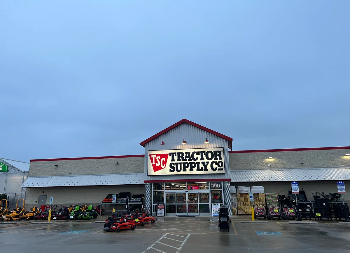 Tractor Supply Hours